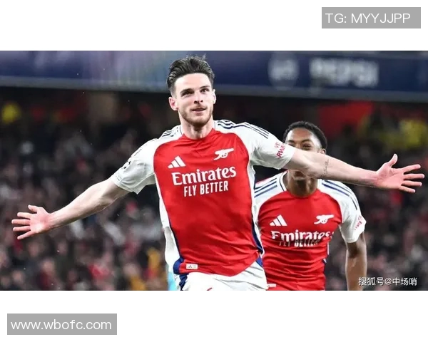 近年来涌现的足球明星及其在赛场上的精彩表现与成就分析